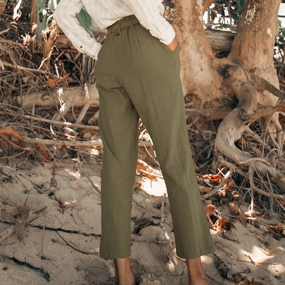 Billabong Cotton Green Cropped Paper-Bag Waist Pants - Picture 4 of 16